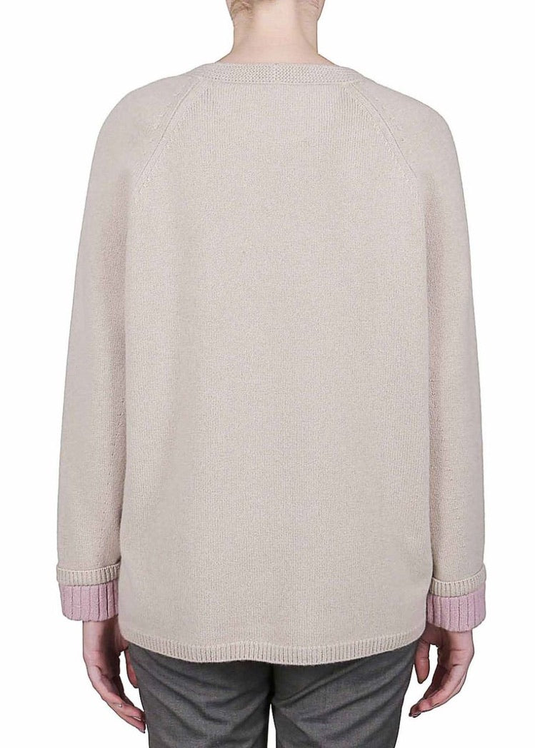 Relaxed Cashmere V-Neck with cuff detail